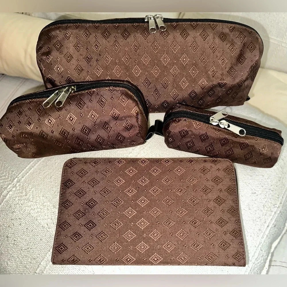 Set Of 4 Travel Bags/ Includes 3 Pouches & 1 Passport Holder